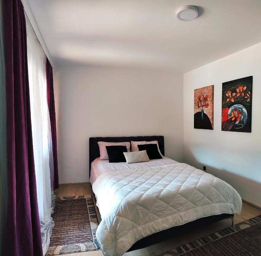 Spacious And Modern Apartment In Town Center Konjic Bagian luar foto