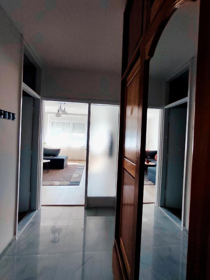 Spacious And Modern Apartment In Town Center Konjic Bagian luar foto