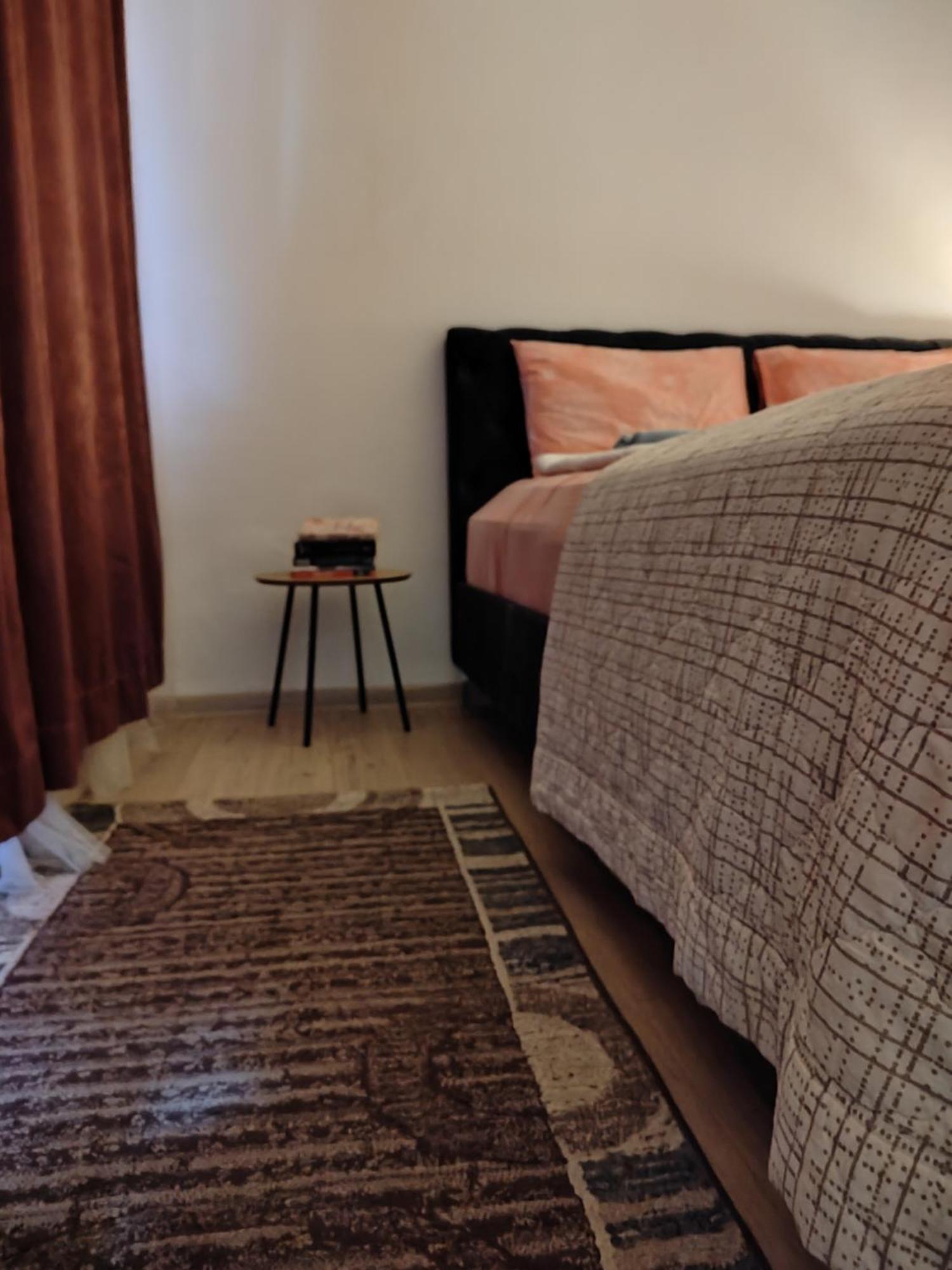 Spacious And Modern Apartment In Town Center Konjic Bagian luar foto